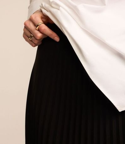 Pollera Midi Evasê en Crepé Plegado 5