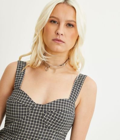 Vestido Corto Sastrería de Cuadros y Abertura en el Bajo 4