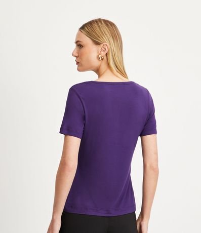 Blusa Básica en Viscosa con Escote V 3