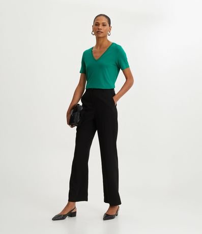 Blusa Básica en Viscosa con Escote V 2