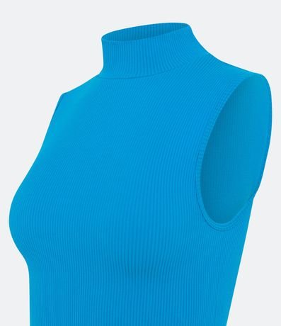 Blusa Musculosa en Poliamida Acanalada con Cuello Alto 6