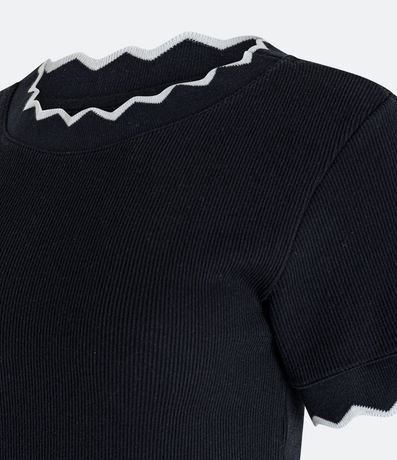 Blusa en Algodón con Detalle Ondulado Contrastante 7