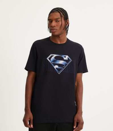 Remera Regular en Media Malla con Estampado Escudo Super Man 1