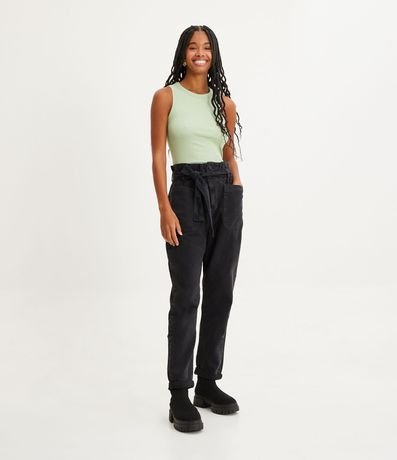 Blusa Cropped sin Manga en Ribana con Cuello Redondo 2