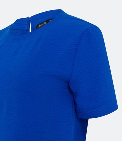 Blusa con Aberturas y Detalles de Pespuntes 6