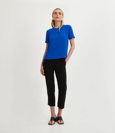 Blusa con Aberturas y Detalles de Pespuntes 2