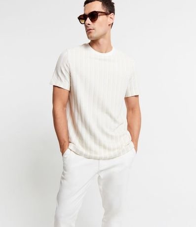 Remera en Jacquard con Raya Vertical y Mangas Cortas