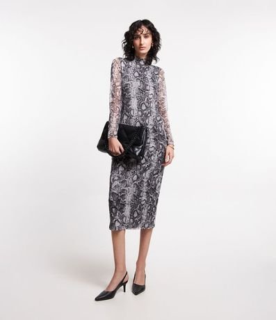 Vestido Largo en Tul con Cuello Alto y Estampa Animal Print Serpiente