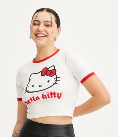 Blusa Cropped en Media Malla con Estampa Hello Kitty y Detalles Contrastantes 1