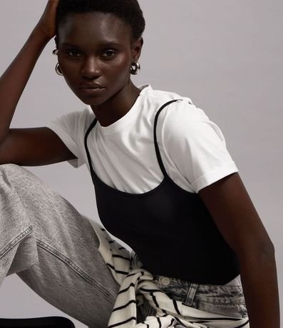 Remera en Media Malla con Manga Corta Doblada 5