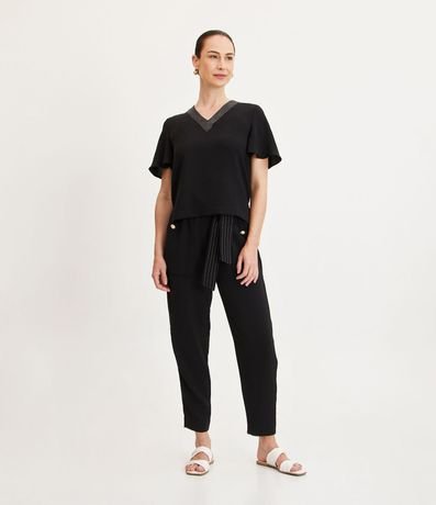 Blusa Manga Corta Texturizada con Costura Aparente en el Cuello V 2