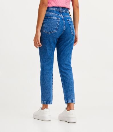 Pantalón Mom en Jeans con Bolsillos Diferenciados 3