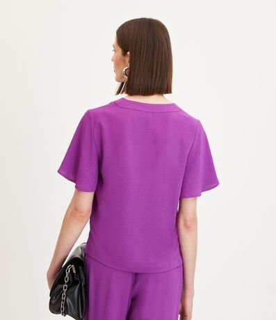 Blusa Manga Corta Texturizada con Costura Aparente en el Cuello V 3