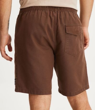 Bermuda en Algodón Texturizado con Tag Lateral 3