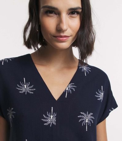 Blusa Manga Corta en Viscosa Twill con Cocoteros Estampados 3