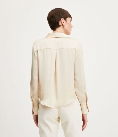 Camisa en Satén con Recortes y Botones 3