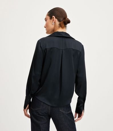 Camisa en Satén con Recortes y Botones 3