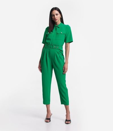 Camisa Texturizada con Bolsillos Delanteros y Botones Diferenciados 2