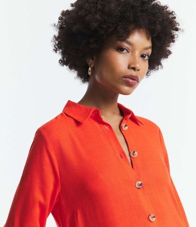 Vestido Chemise Alargado en Viscolino con Botones Contrastantes 3