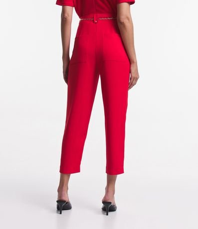 Pantalón Carrot Cintura Alta en Crepé con Pliegues y Cinturón de Cadena 3