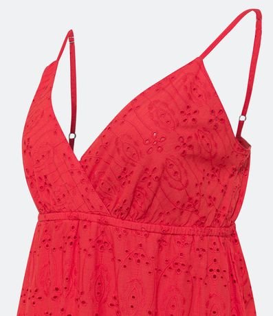 Vestido Corto en Laise con Textura de Flores y Volado en el Bajo 6