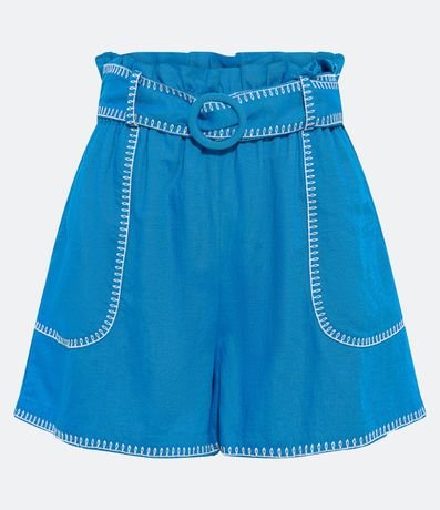 Short Holgado en Lino con Pespunte Contrastante y Cinturón