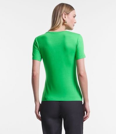 Blusa Básica en Viscosa con Escote Redondo 5