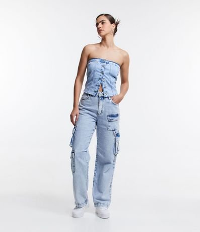 Pantalón Recto en Jeans con Bolsillos Cargo y Medio Aro en Metal