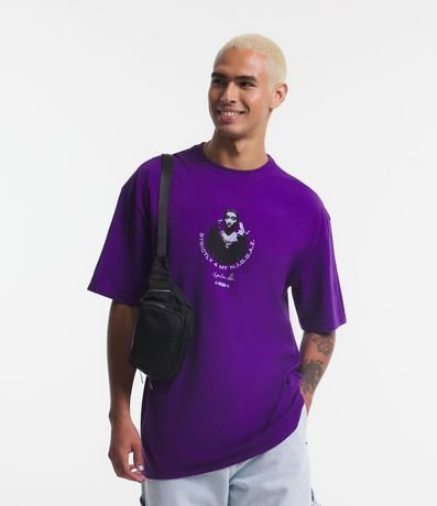 Remera Relaxed en Media Malla con Estampa Tupac