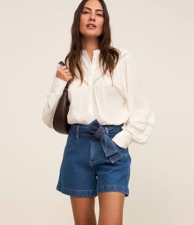 Short Cintura Alta en Jeans con Cinturón de Tela Pespuntado