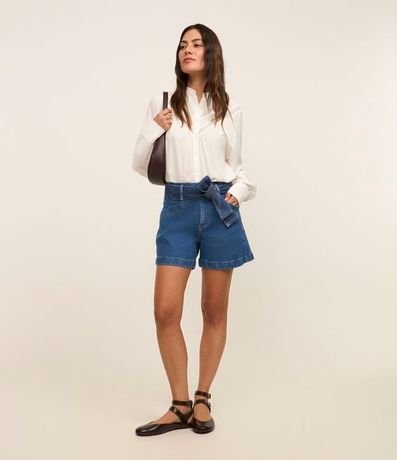 Short Cintura Alta en Jeans con Cinturón de Tela Pespuntado 2