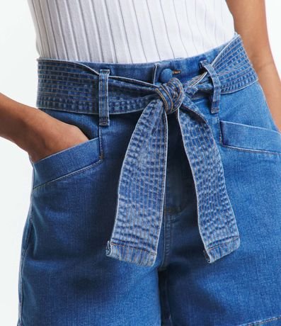 Short Cintura Alta en Jeans con Cinturón de Tela Pespuntado 4