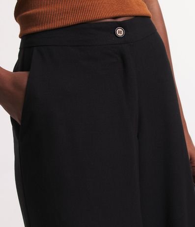 Pantalón Pantalona en Lino con Bolsillos y Botón en la Cintura 4