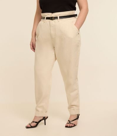Pantalón Carrot en Sarga con Cinturón y Bajo Dourado Curve & Plus Size 2