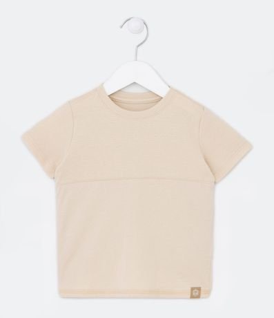 Remera Infantil con Recorte Texturizado y Tag Aplicado en el Bajo - Talle 1 a 5 años