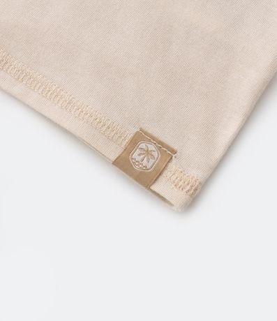 Remera Infantil con Recorte Texturizado y Tag Aplicado en el Bajo - Talle 1 a 5 años 4