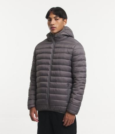 Campera Ultraligera Básica en Microfibra con Capucha y Bolsillos