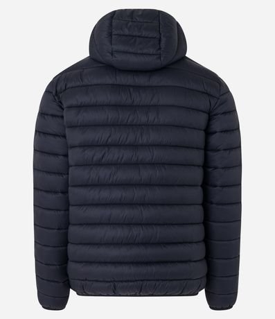 Campera Ultraligera Básica en Microfibra con Capucha y Bolsillos 9