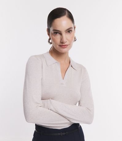 Blusa en Viscosa con Cuello V y Solapa 4