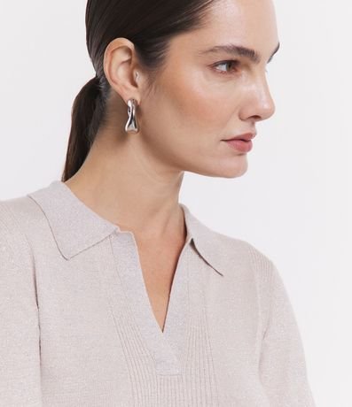 Blusa en Viscosa con Cuello V y Solapa 5