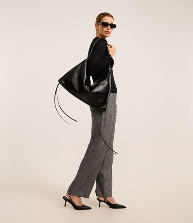 Blusa en Viscosa con Cuello V y Solapa 6