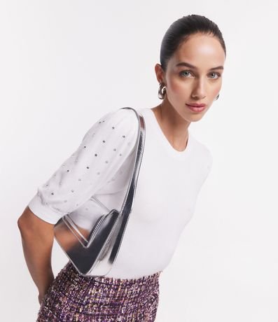 Blusa en Viscosa con Manga Abullonada y Strass Aplicado 4