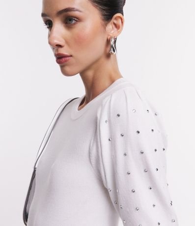 Blusa en Viscosa con Manga Abullonada y Strass Aplicado 5
