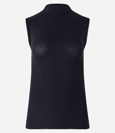 Blusa en Viscosa con Cuello Alto y Textura Acanalada 6
