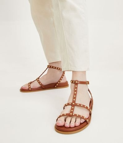 Sandalia Plana con Tiras Adornadas por Remaches 6