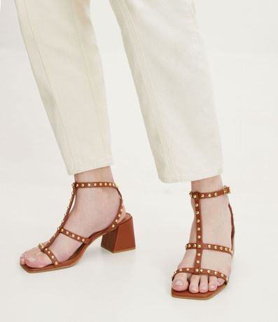 Sandalia con Tacón Bloque y Tirantes con Remache 2