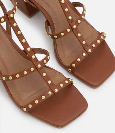 Sandalia con Tacón Bloque y Tirantes con Remache 3