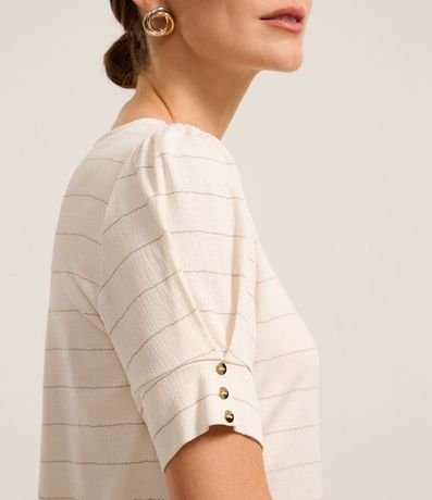Blusa Manga Corta en Viscosa Texturizada con Rayas de Hilo Metálico 4