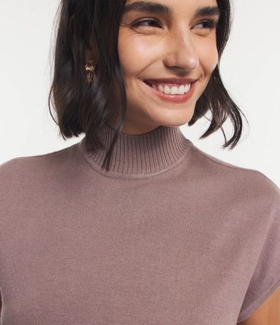 Blusa en Punto con Cuello Alto 4