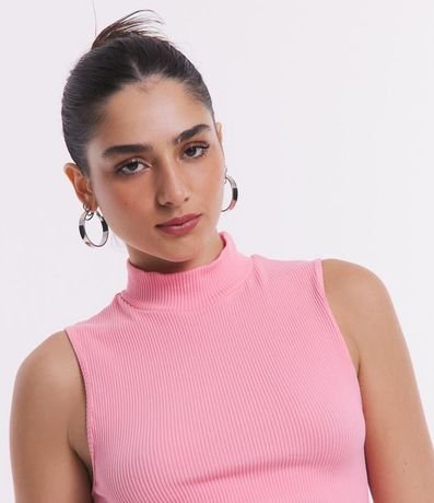 Blusa Musculosa en Poliamida Acanalada con Cuello Alto 4